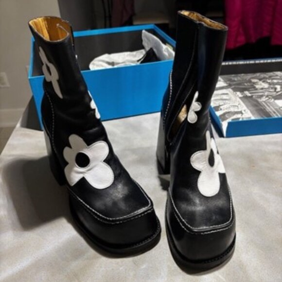 Rory Flower Zip-Up Boots - Picture 13 of 14